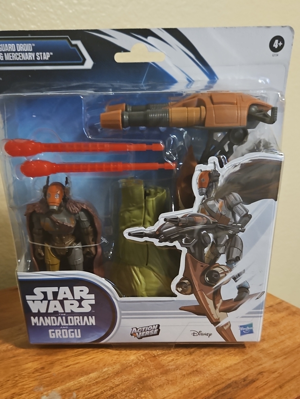 Star Wars Action Figure Playset with Orange and Green Accessories